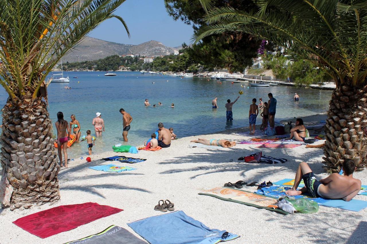 Apartments By The Sea Trogir - 15011 Екстер'єр фото