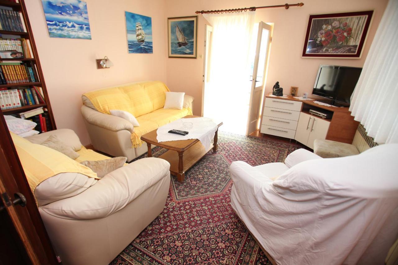Apartments By The Sea Trogir - 15011 Екстер'єр фото